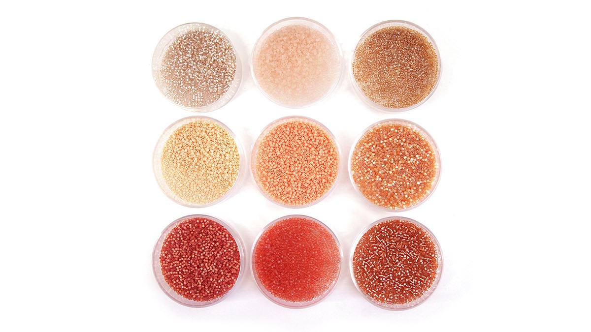 Schema  Miyuki Delica peach-colored beads