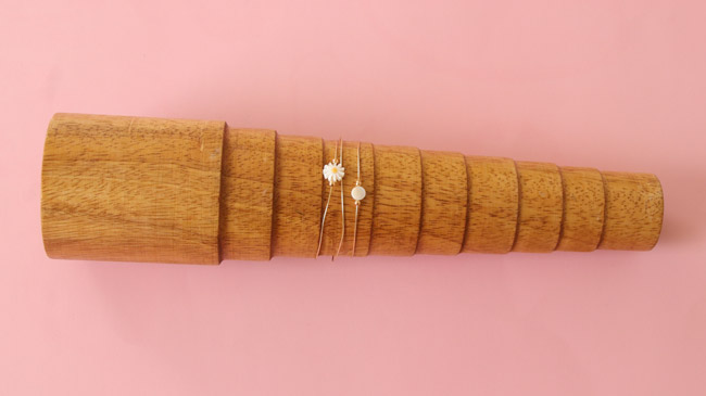 triboulet en bois pour former des bracelets