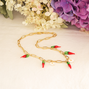 collier plaqu&eacute; or