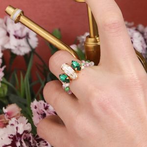 bague sertis griffes