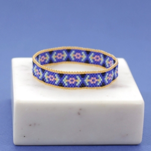 bracelet tiss&eacute; bleu cobalt
