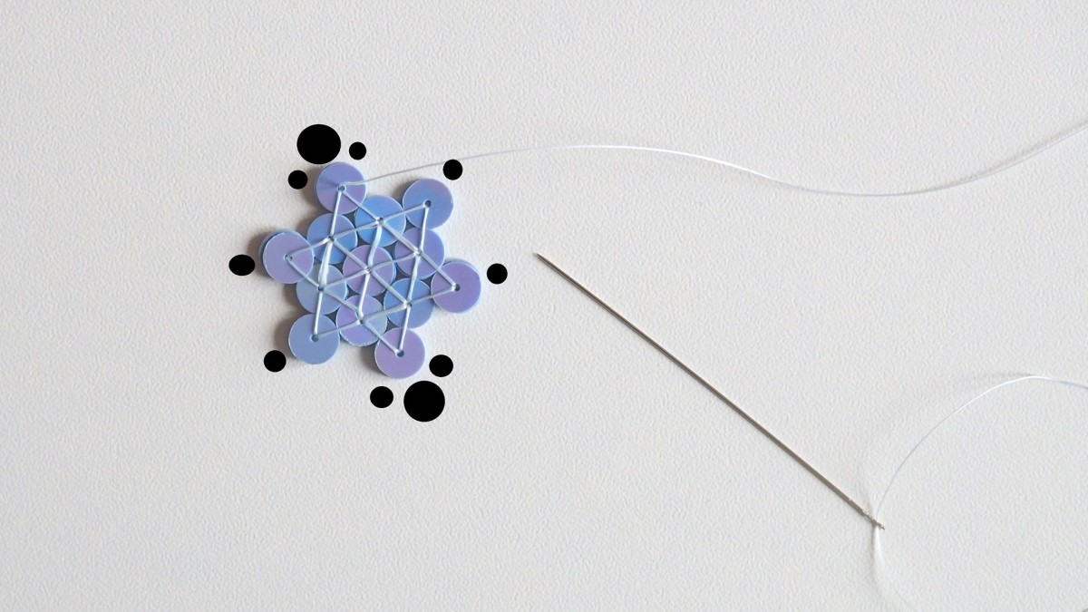 DIY Christmas decoration snowflake glitter Lunéville : Step 4 DIY Christmas decoration snowflake glitter Lunéville : Step 4