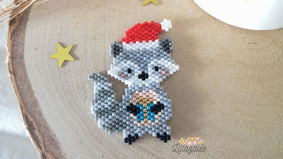 Weaving beads Miyuki Delicas 11/0 Christmas raccoon