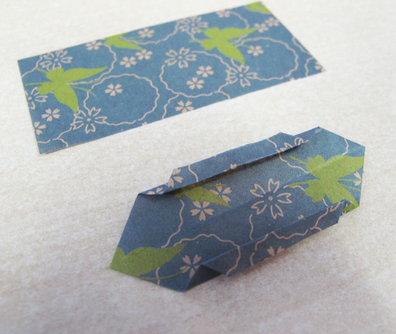 Origami Jungle earrings : Step 6