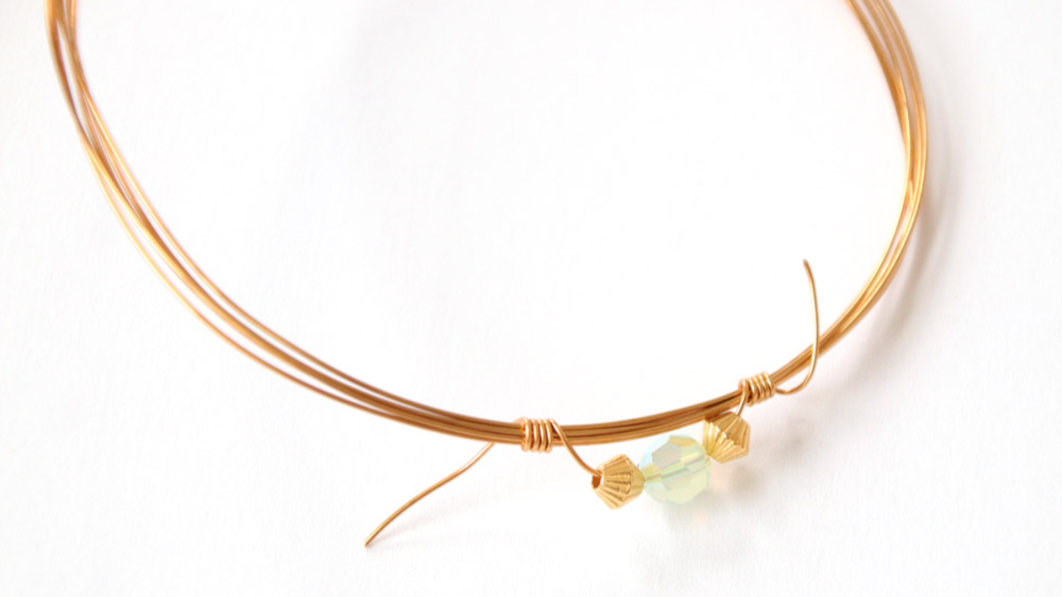 DIY Brass wire and PureCrystal beads bracelets : Step 3
