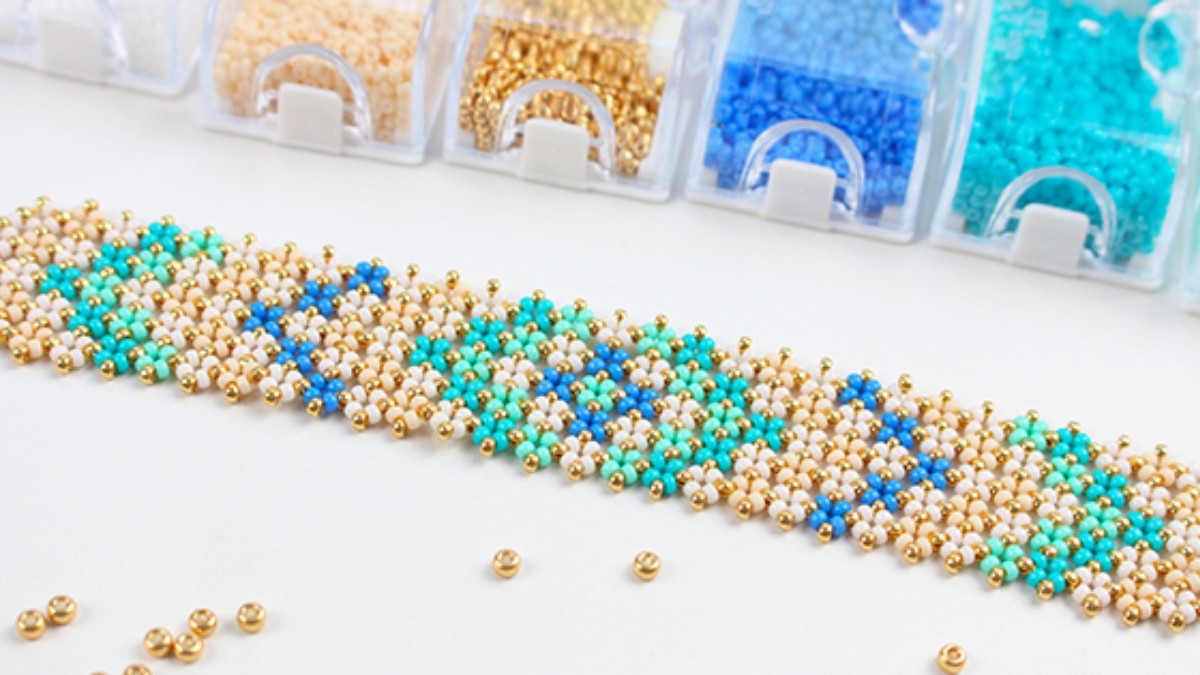 Schema Turquoise and cream seed bracelet Miyuki 11/0 Pondo Stitch technique Schema Turquoise and cream seed bracelet Miyuki 11/0 Pondo Stitch technique