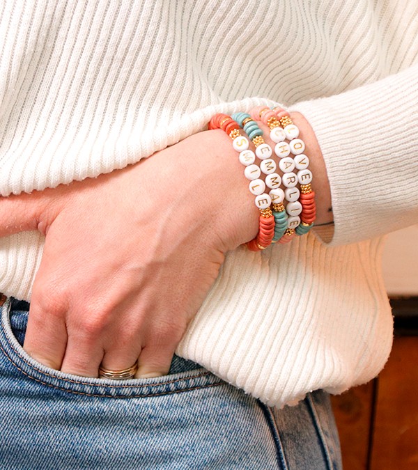 DIY Message bracelet with ceramic heishi beads and letter beads : Step 5