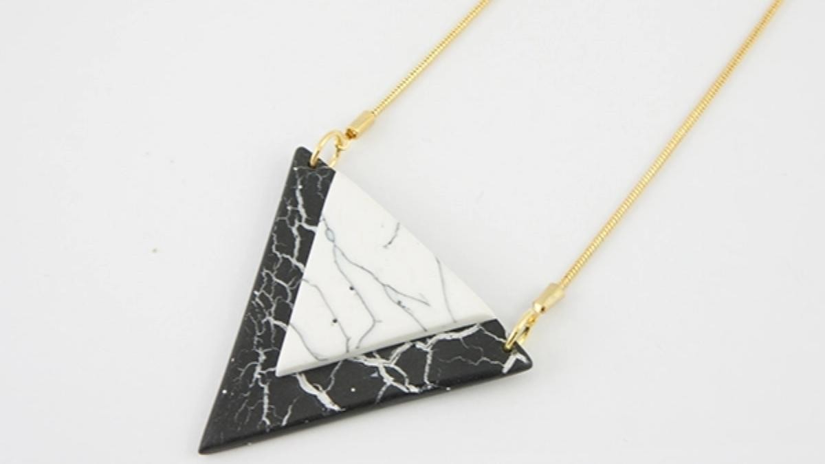 Pendant marble imitation in polymer clay