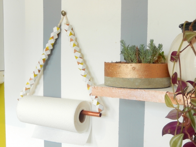 Paper towel roll hanger wooden beads : Step 6