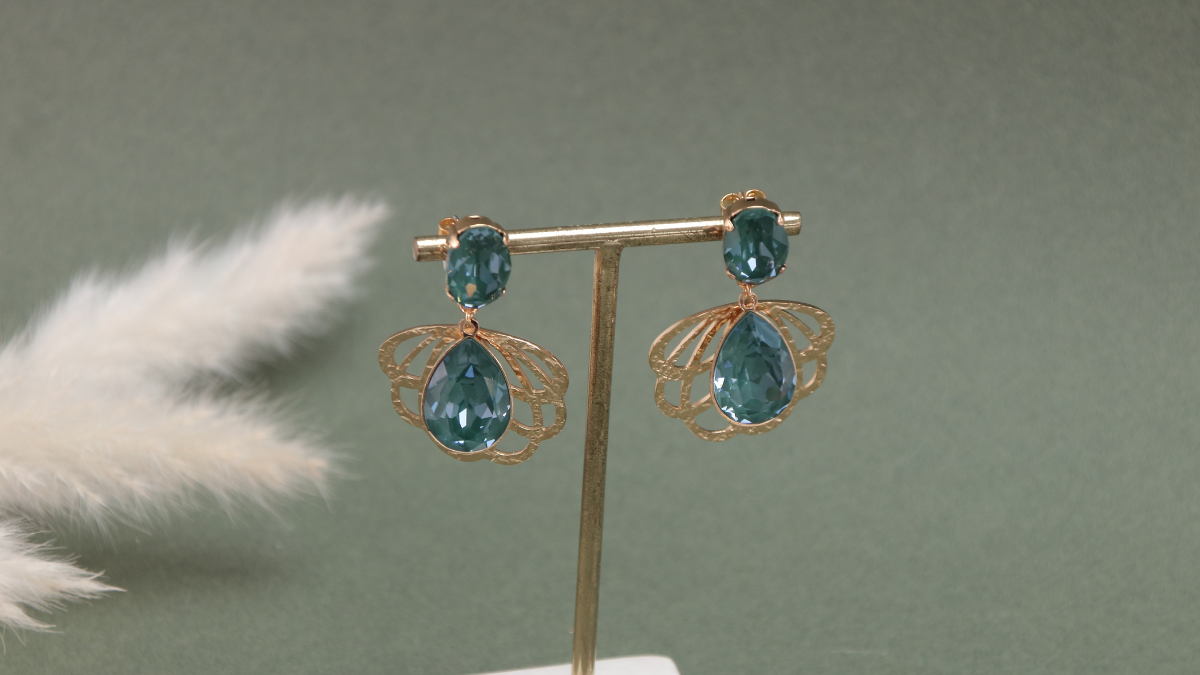 Schema  Green crystal earrings