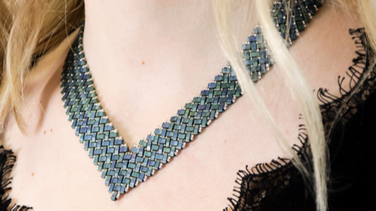 Schema  Miyuki and Half Tila seed beads herringbone necklace by Mariette Bessac