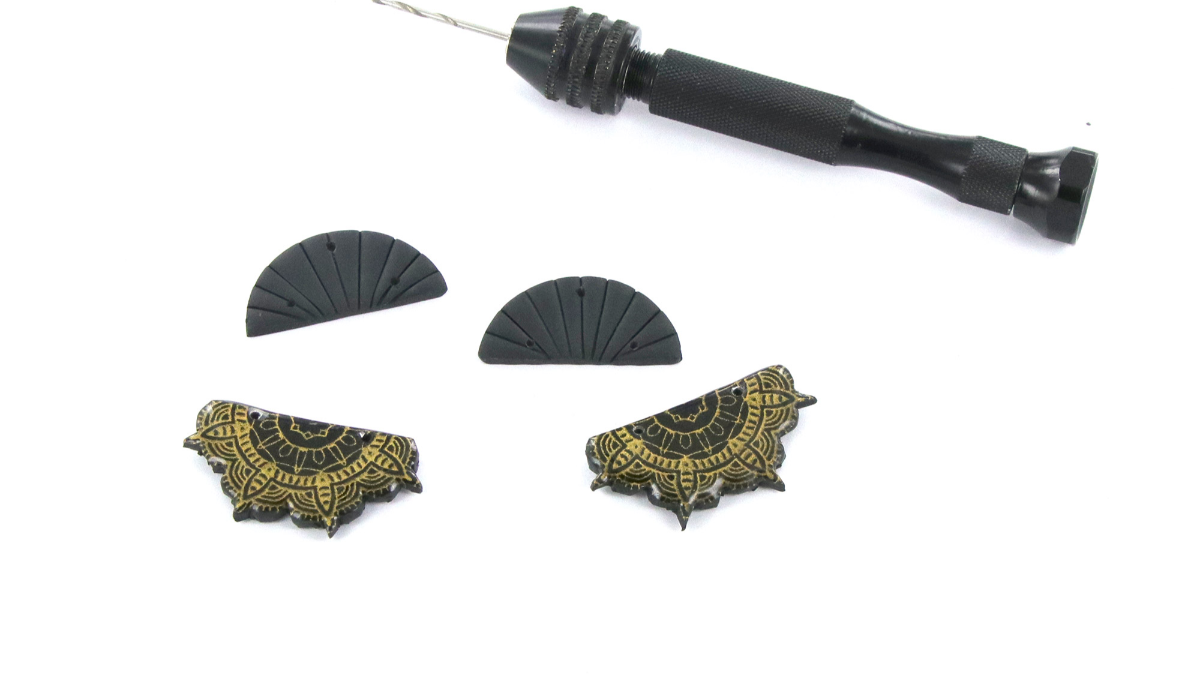 Ethnic and refined polymer clay earrings : Step 7