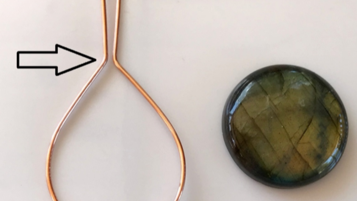 Wire wrap pendant tutorial with gemstone and copper wire : Step 5 Wire wrap pendant tutorial with gemstone and copper wire : Step 5