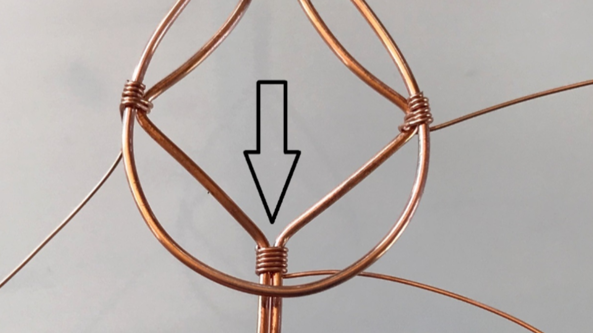 Wire wrap pendant tutorial with gemstone and copper wire : Step 23 Wire wrap pendant tutorial with gemstone and copper wire : Step 23