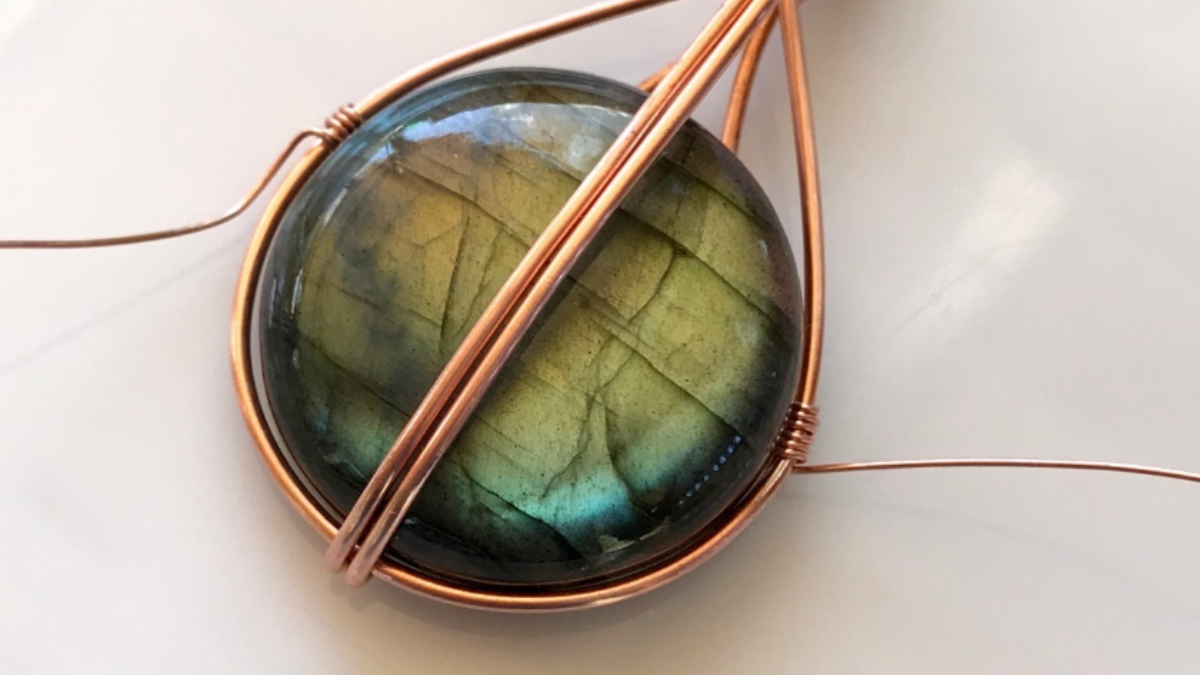 Wire wrap pendant tutorial with gemstone and copper wire : Step 25 Wire wrap pendant tutorial with gemstone and copper wire : Step 25