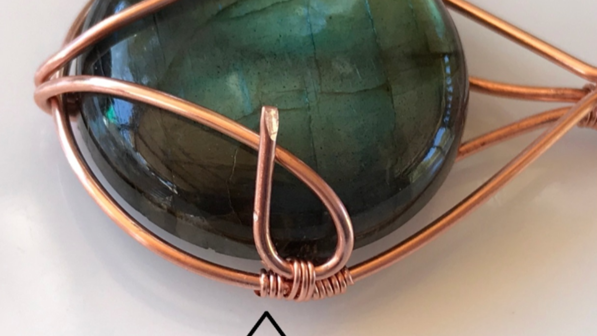 Wire wrap pendant tutorial with gemstone and copper wire : Step 27 Wire wrap pendant tutorial with gemstone and copper wire : Step 27