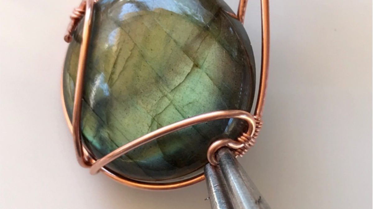 Wire wrap pendant tutorial with gemstone and copper wire : Step 29 Wire wrap pendant tutorial with gemstone and copper wire : Step 29