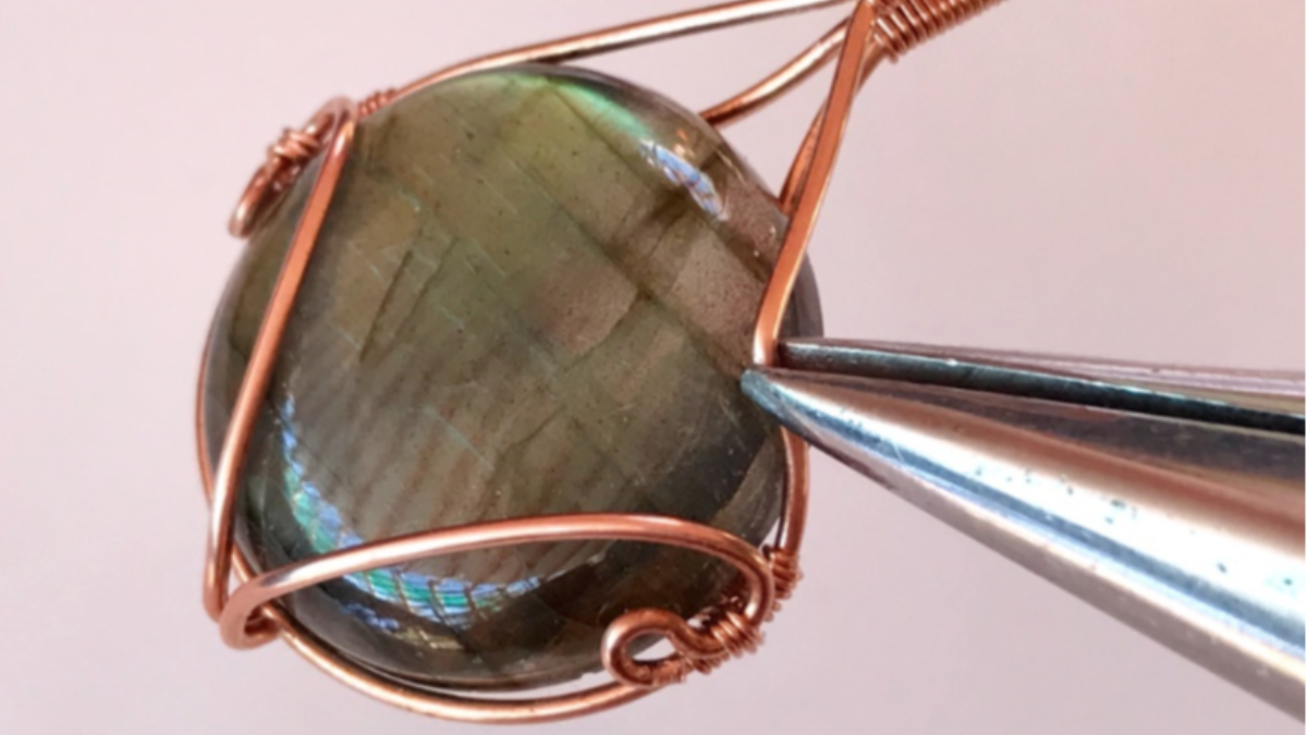 Wire wrap pendant tutorial with gemstone and copper wire : Step 30 Wire wrap pendant tutorial with gemstone and copper wire : Step 30