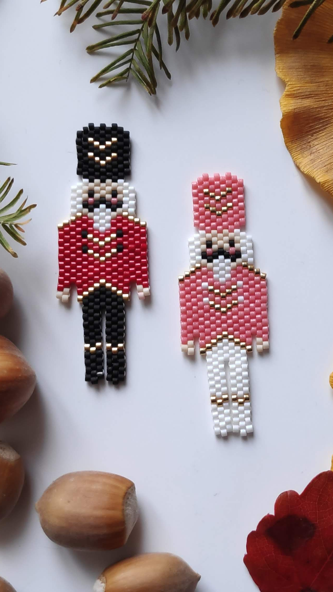 Schema DIY weaving Christmas brickstitch pattern Nutcracker beads Miyuki Delicas Schema DIY weaving Christmas brickstitch pattern Nutcracker beads Miyuki Delicas