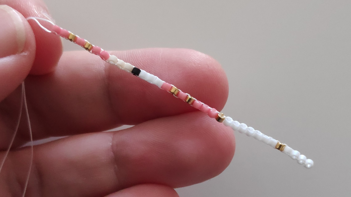 DIY weaving Christmas brickstitch pattern Nutcracker beads Miyuki Delicas : Step 2 DIY weaving Christmas brickstitch pattern Nutcracker beads Miyuki Delicas : Step 2