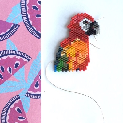 Brickstitch and Peyote Parrot : Step 4