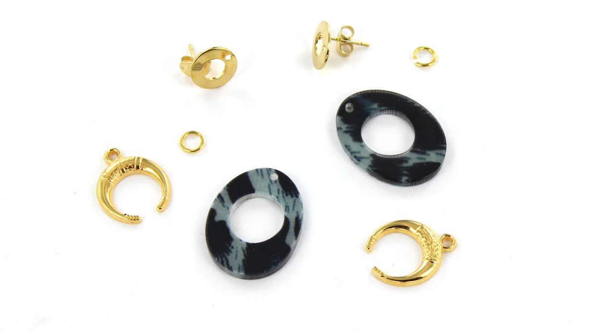 Karine Acetate Dangle Earrings : Step 1