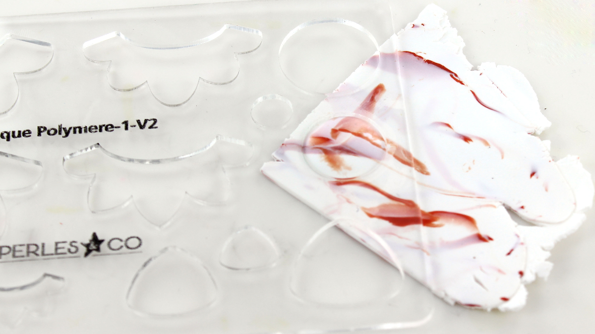 Flower template earrings Perles and Co : Step 6