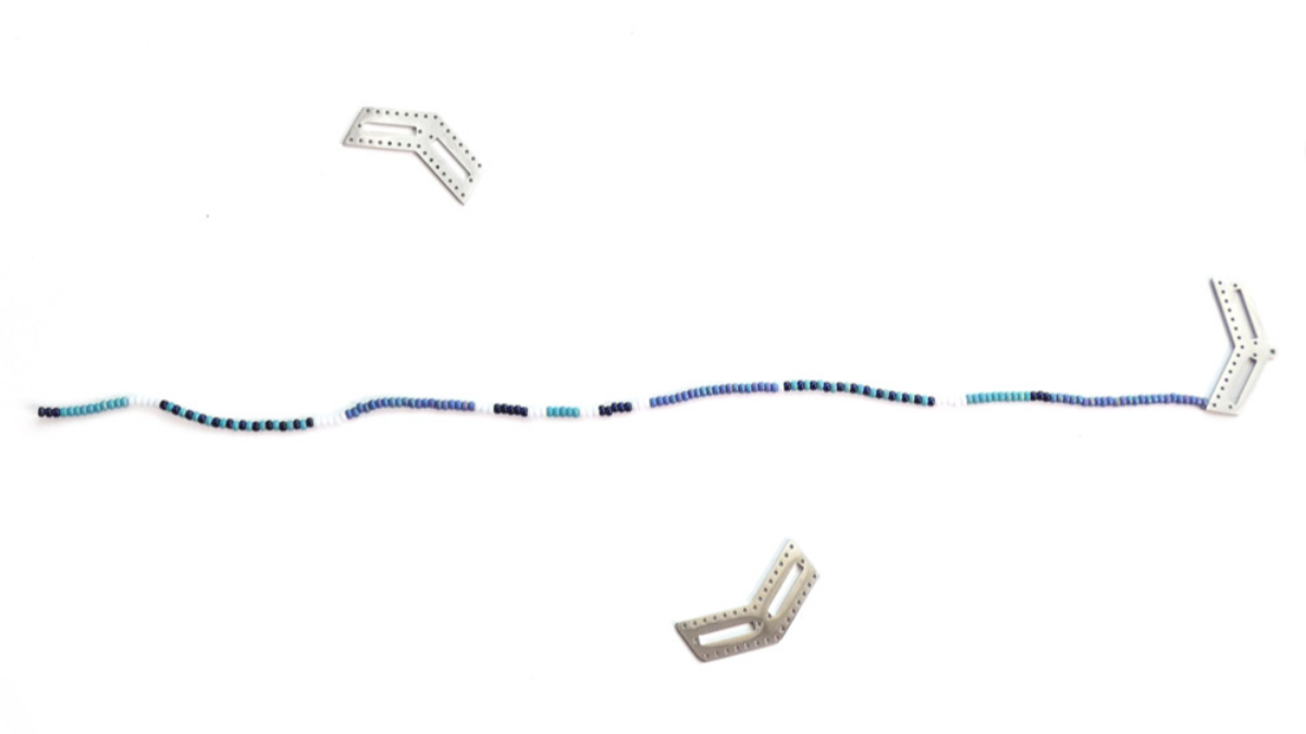 Multi strands long necklace with blue and turquoise miyuki seed beads : Step 1