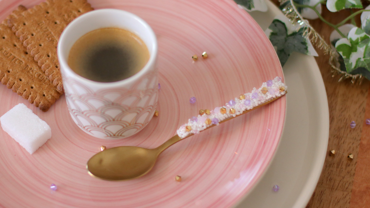 DIY Custo spoon with seed beads and crystal beads