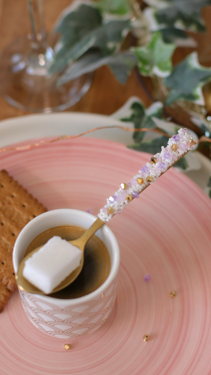 Schema  DIY Custo spoon with seed beads and crystal beads