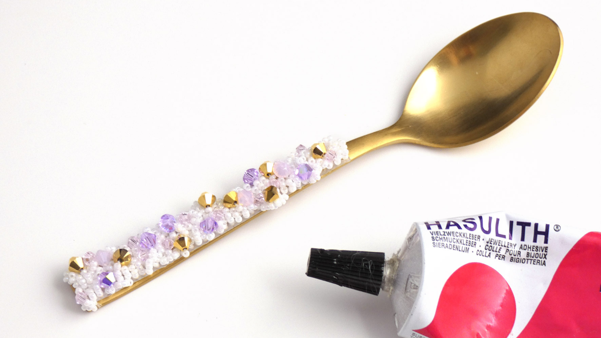 DIY Custo spoon with seed beads and crystal beads : Step 5