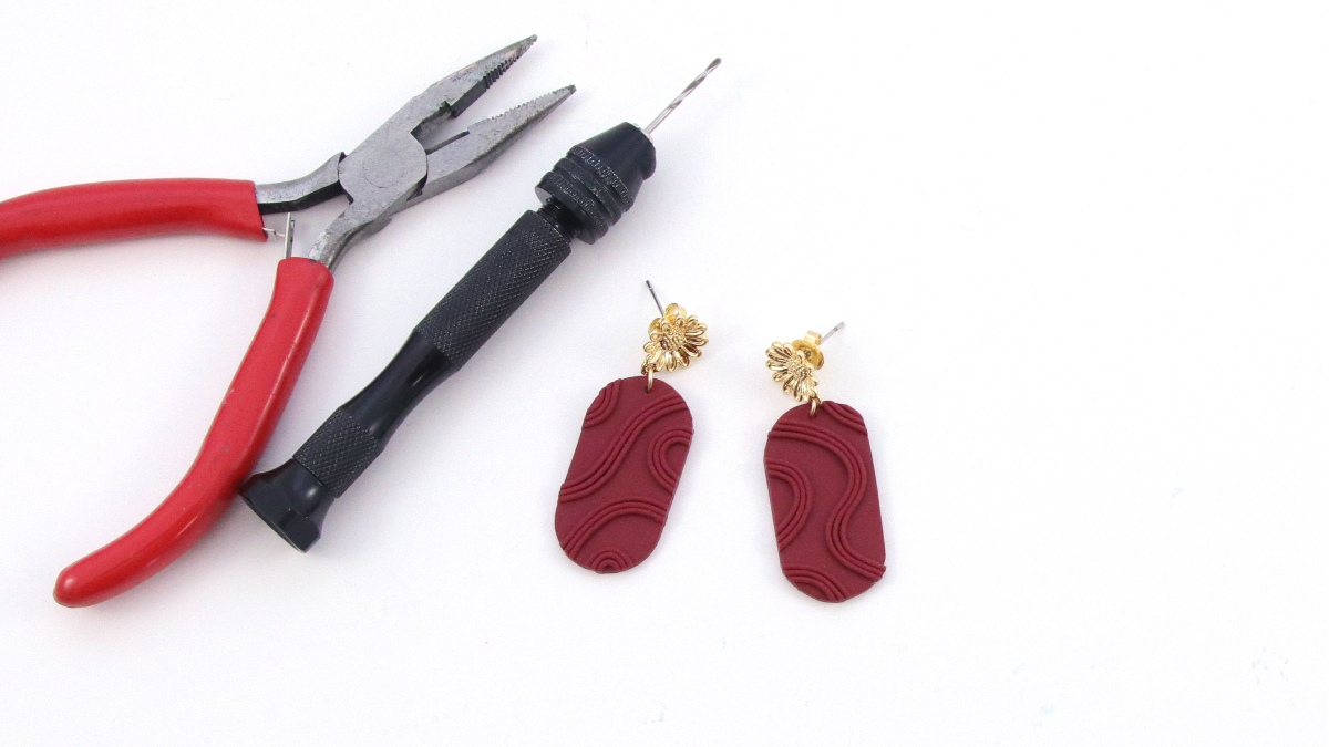 Polymer yarn textured earrings : Step 5