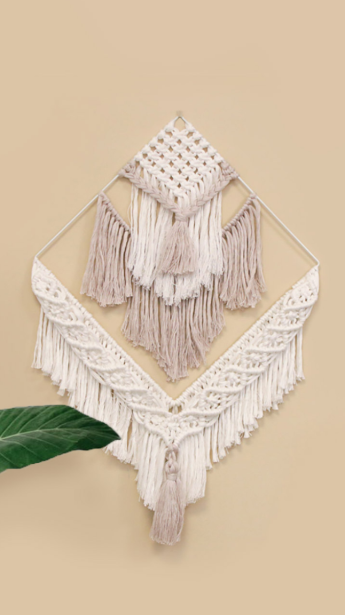 Macramé Decorative Tutorial with fringes on square suspension