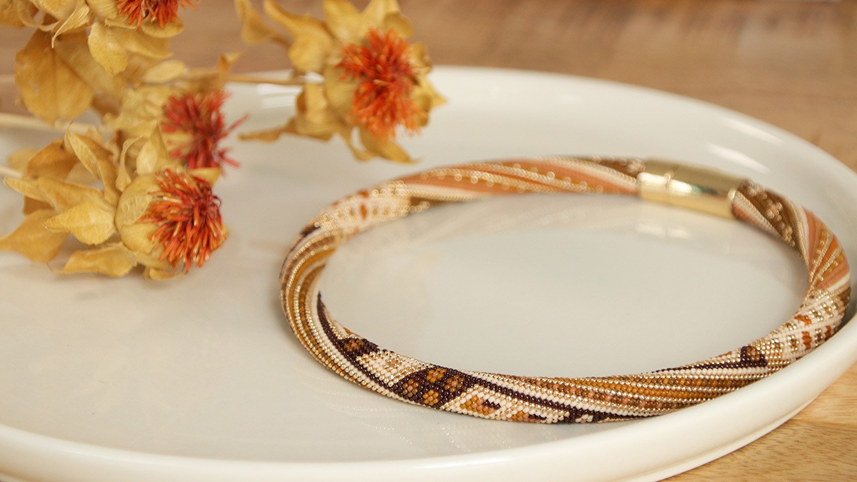 Spiral necklace with Miyuki seed beads and tight stitch crochet hook 15