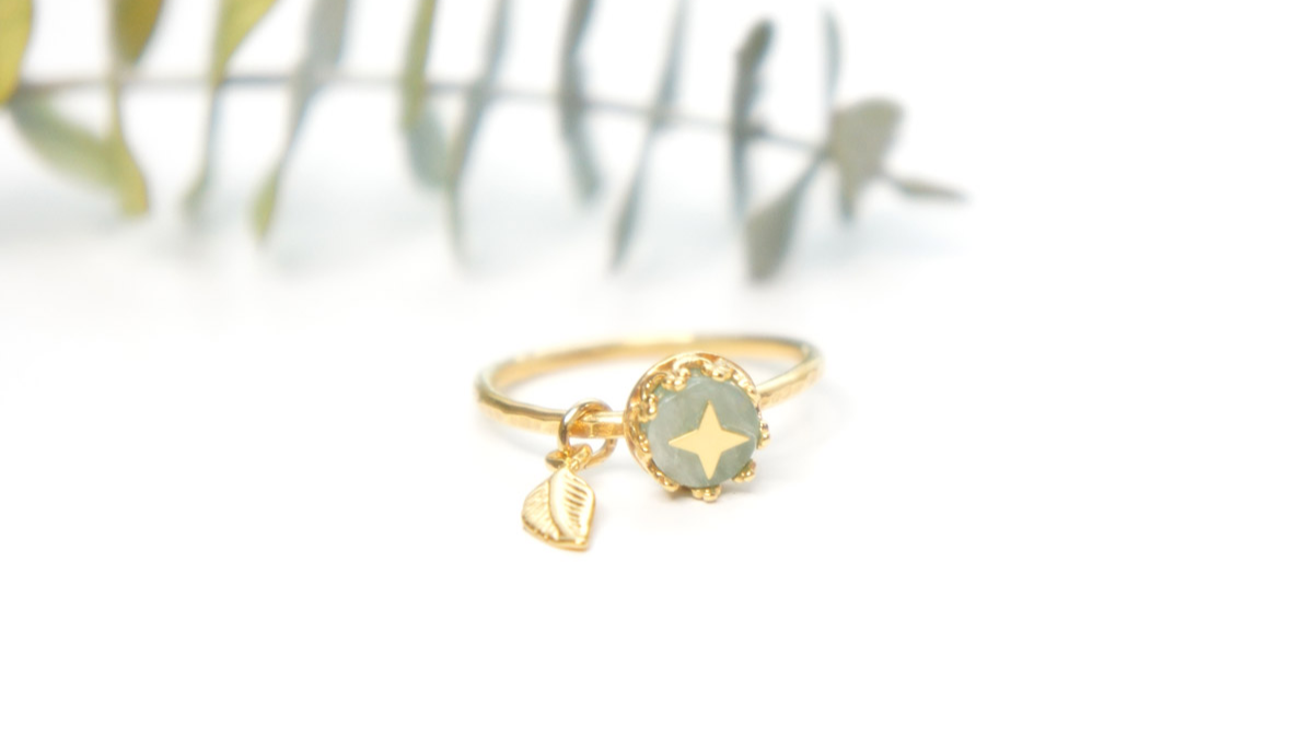 Schema Amazonite cabochon gold-plated ring with gold star Schema Amazonite cabochon gold-plated ring with gold star