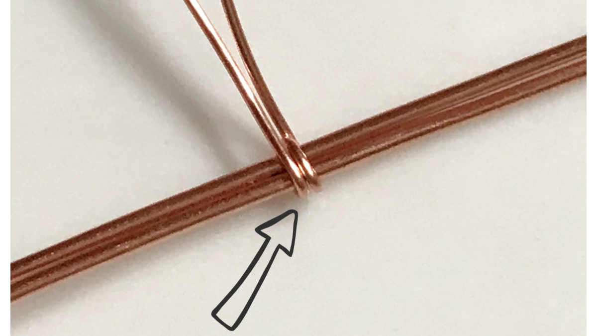 Wire wrapped pendant with gemstone cabochon and copper wire : Step 5
