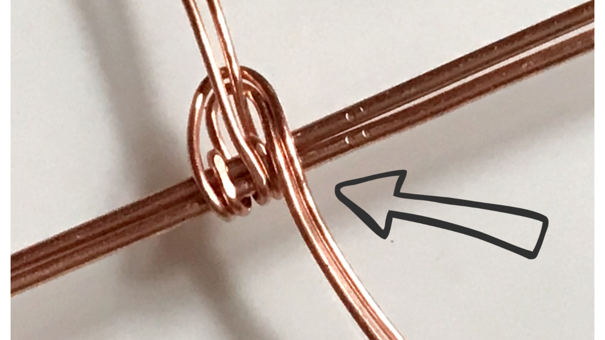 Wire wrapped pendant with gemstone cabochon and copper wire : Step 11