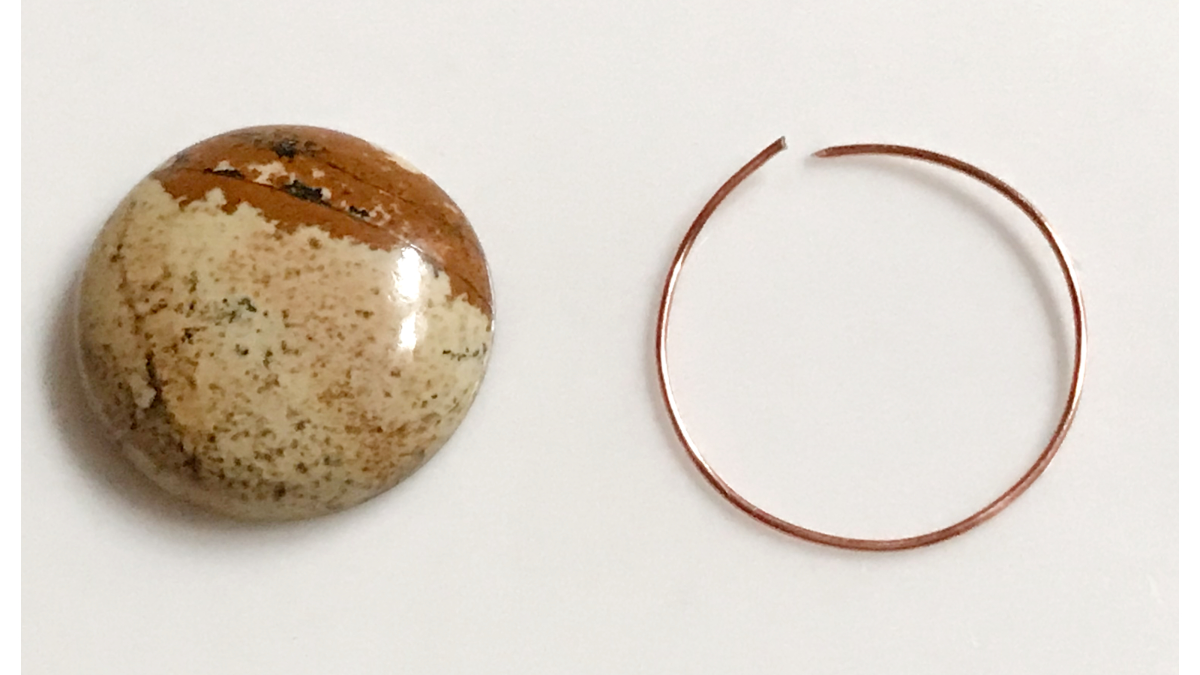 Wire wrapped pendant with gemstone cabochon and copper wire : Step 16