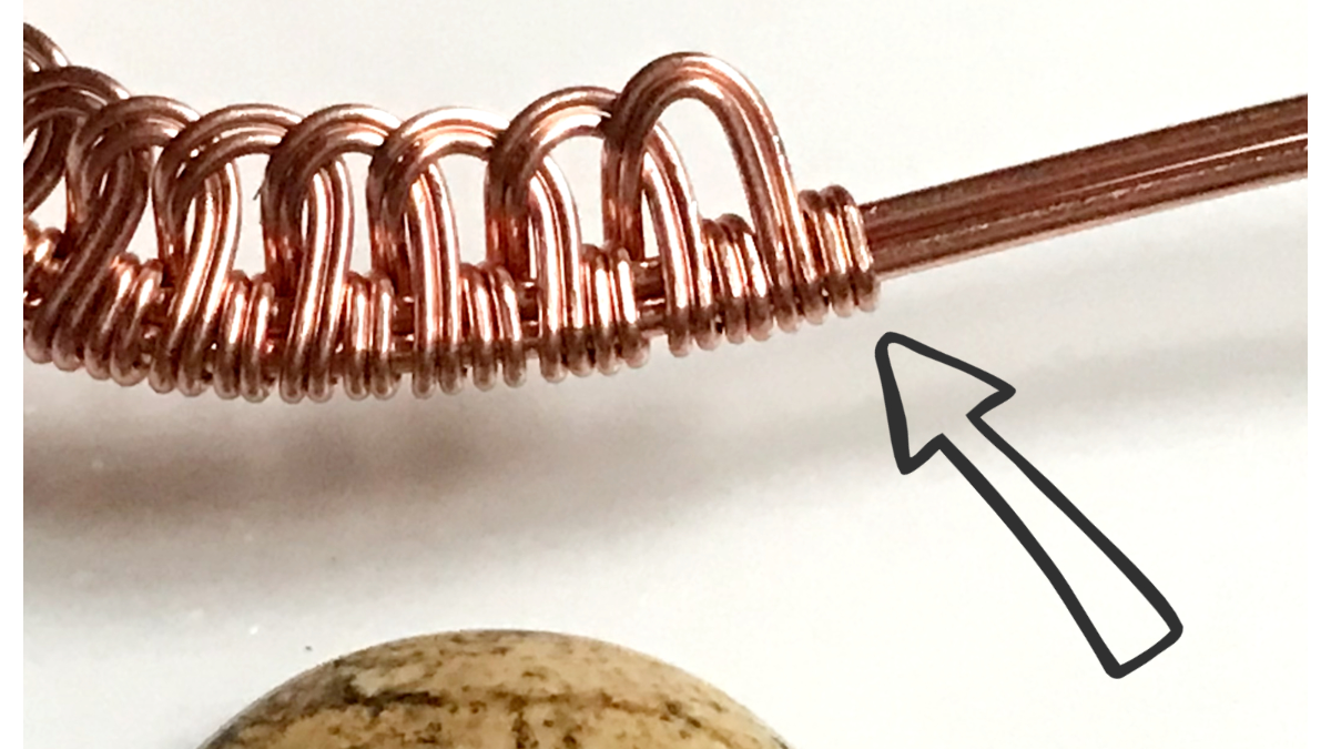 Wire wrapped pendant with gemstone cabochon and copper wire : Step 27
