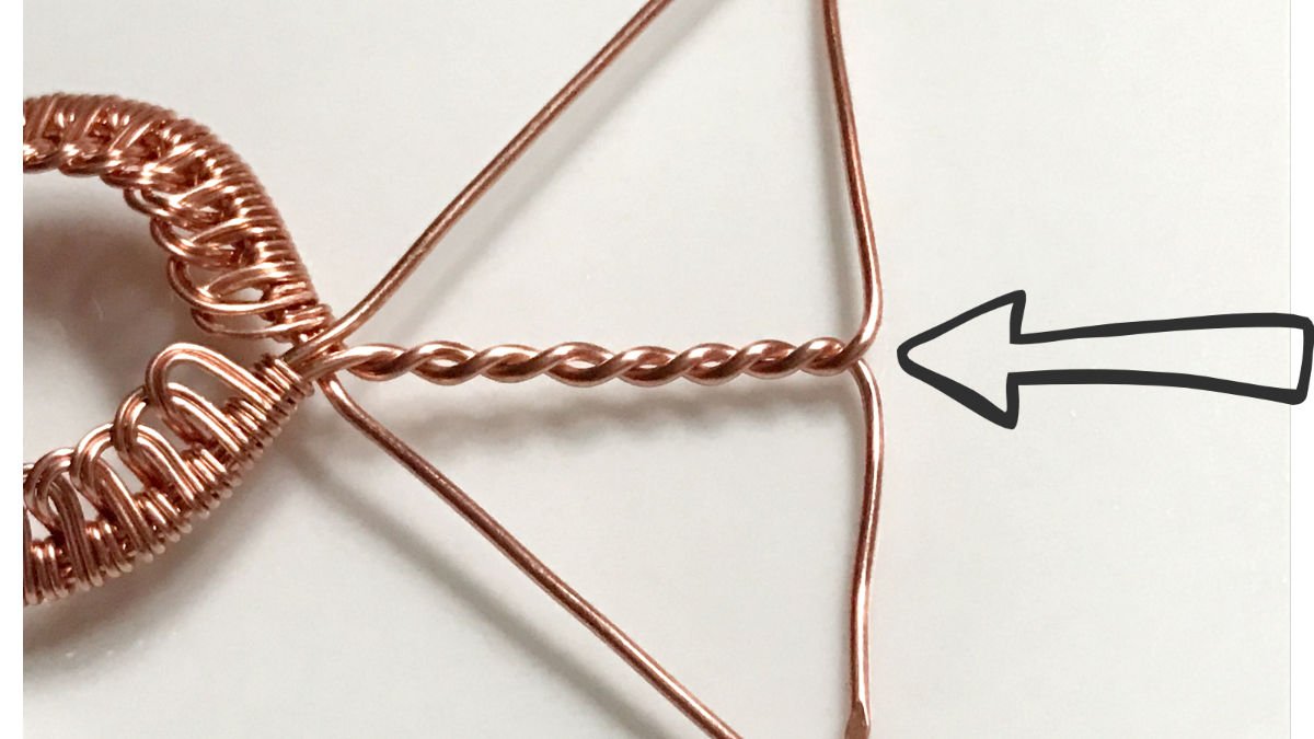 Wire wrapped pendant with gemstone cabochon and copper wire : Step 31