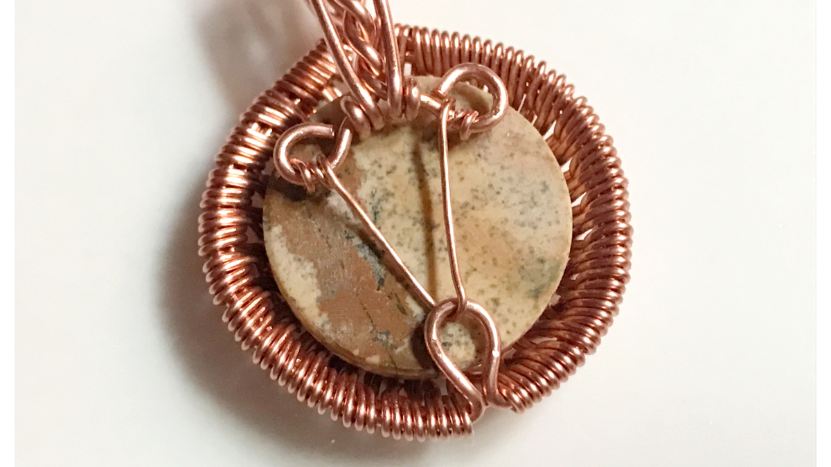 Wire wrapped pendant with gemstone cabochon and copper wire : Step 41
