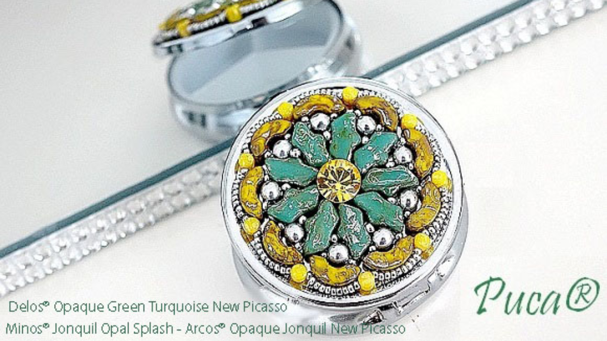 Schema Daisy glass bead pill box Delos, Arcos and Minos by Puca Schema Daisy glass bead pill box Delos, Arcos and Minos by Puca