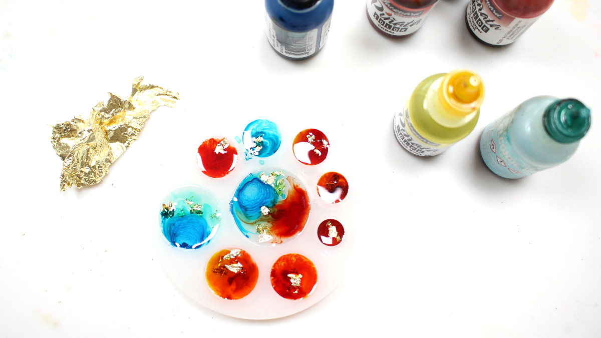 Cabochon pendant set in epoxy resin : Step 2 Cabochon pendant set in epoxy resin : Step 2