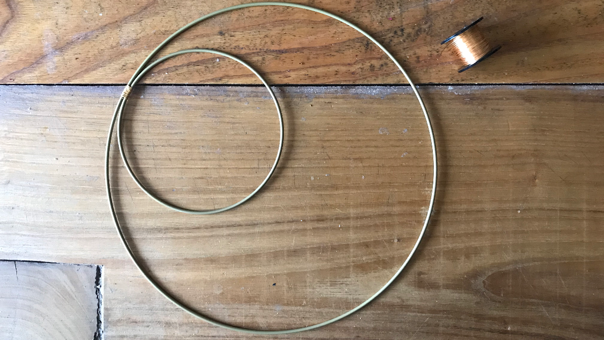 DIY Bohemian decoration - Dried flower wreath : Step 1