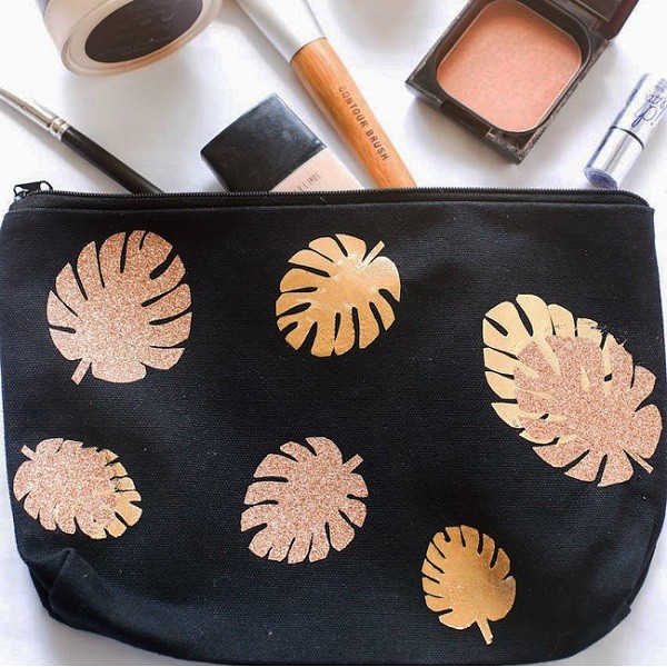 Schema DIY Custo of a clutch with philodendron Schema DIY Custo of a clutch with philodendron