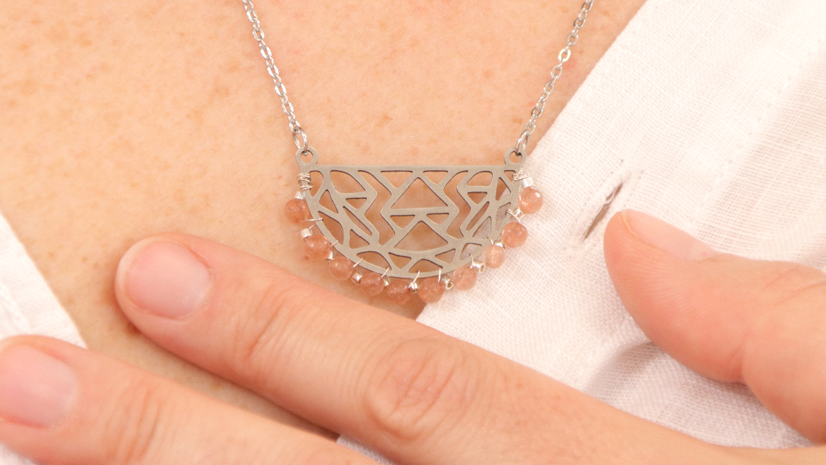 Stainless steel necklace with faceted gemstone beads Stainless steel necklace with faceted gemstone beads