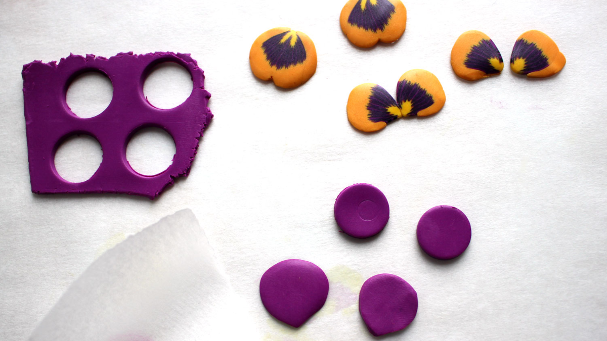 Earrings made of polymer clay : Step 15