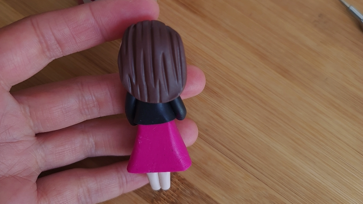 DIY polymer clay doll figurine : Step 12 DIY polymer clay doll figurine : Step 12