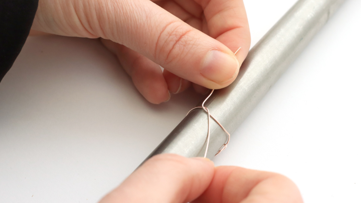 Yes word ring in shaped wire : Step 2 Yes word ring in shaped wire : Step 2