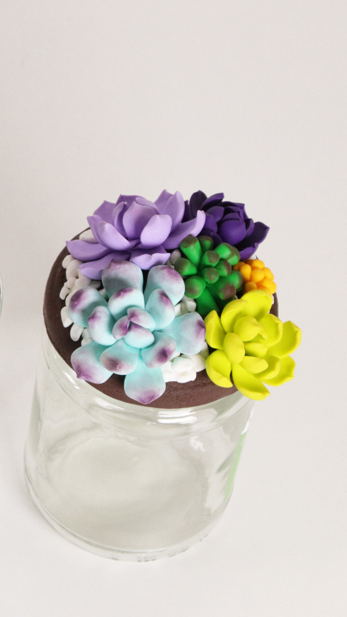 Schema 3 DIY ideas to recycle your jars with polymer clay Schema 3 DIY ideas to recycle your jars with polymer clay